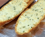 NY Style Cheesy Garlic Bread